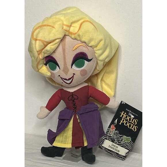 Disney Hocus Pocus Sarah Sanderson Witch Plush Small 12 1/2'' New With Tag - Picture 1 of 4
